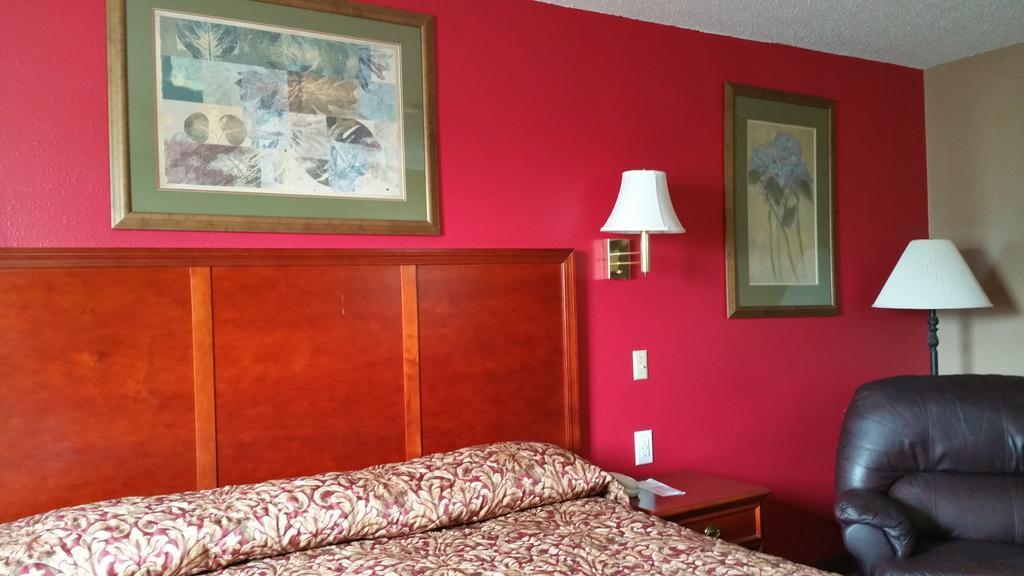 Rodeway Inn Mitchell Ngoại thất bức ảnh