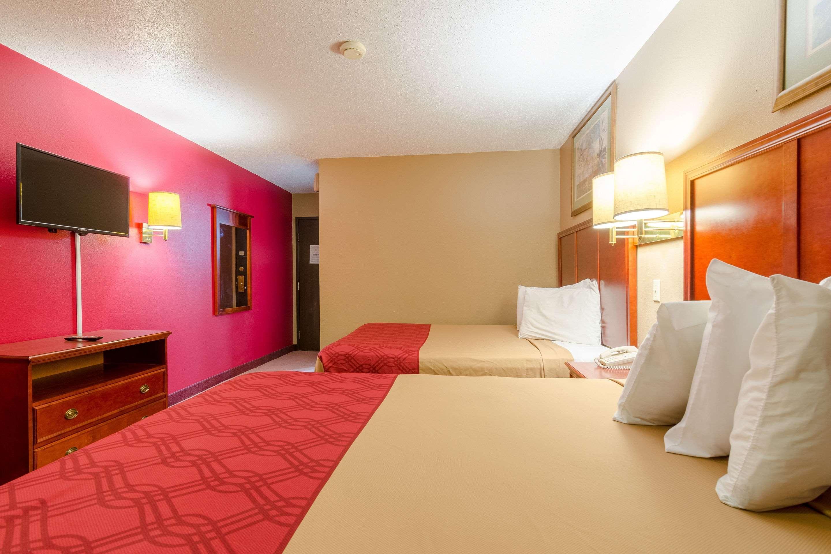 Rodeway Inn Mitchell Ngoại thất bức ảnh