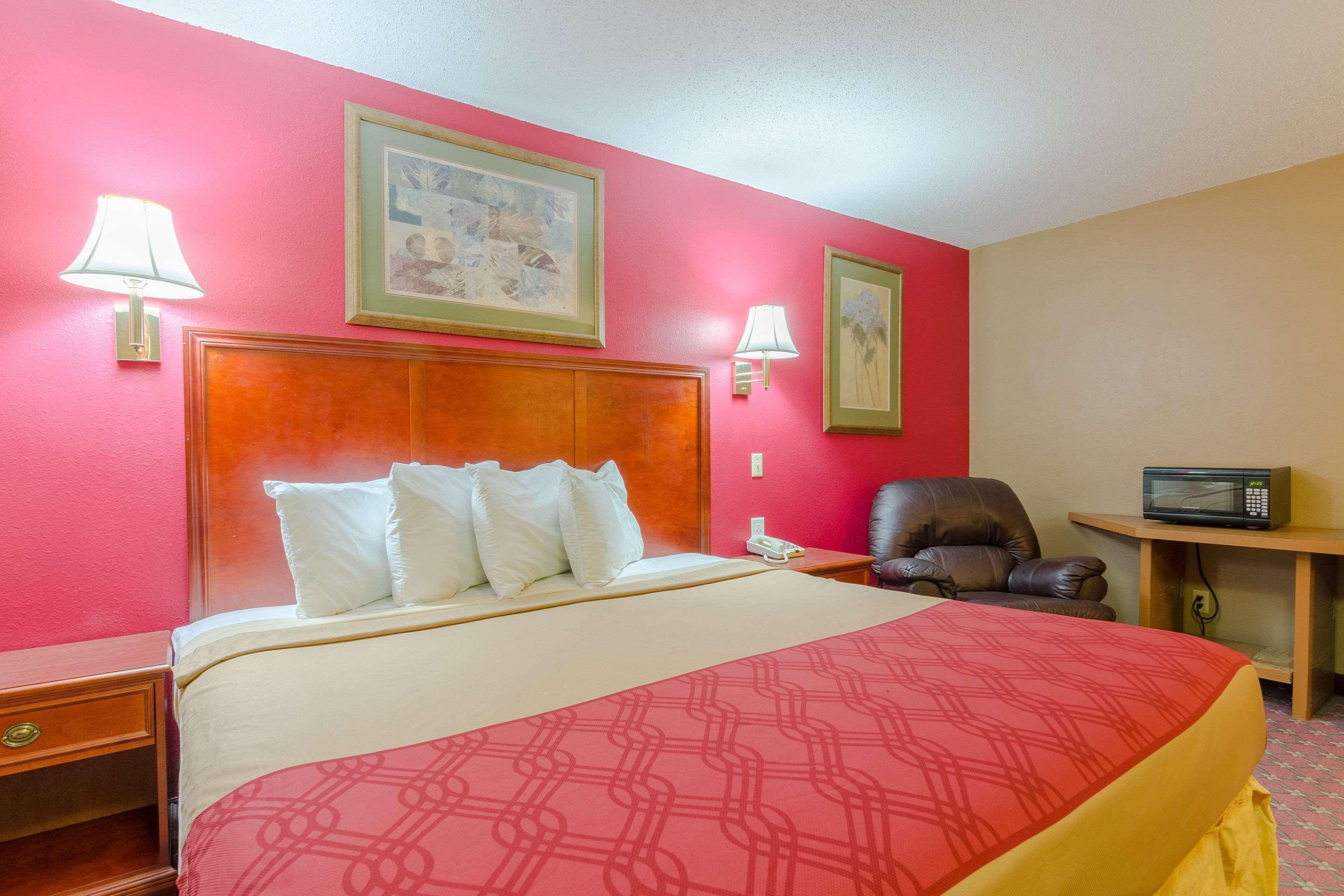 Rodeway Inn Mitchell Ngoại thất bức ảnh