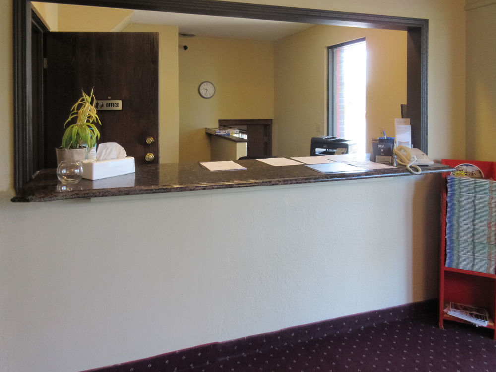 Rodeway Inn Mitchell Ngoại thất bức ảnh