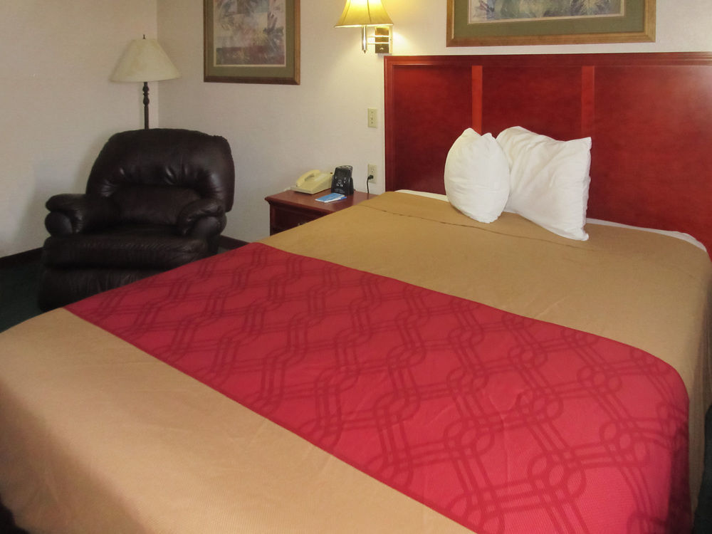 Rodeway Inn Mitchell Ngoại thất bức ảnh